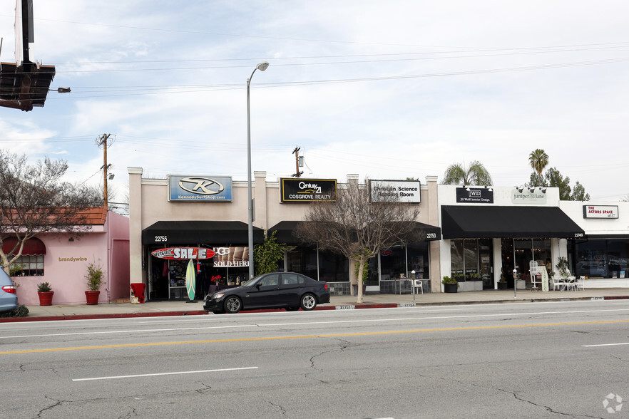 22753-22755 Ventura Blvd, Woodland Hills, CA for lease - Primary Photo - Image 1 of 11