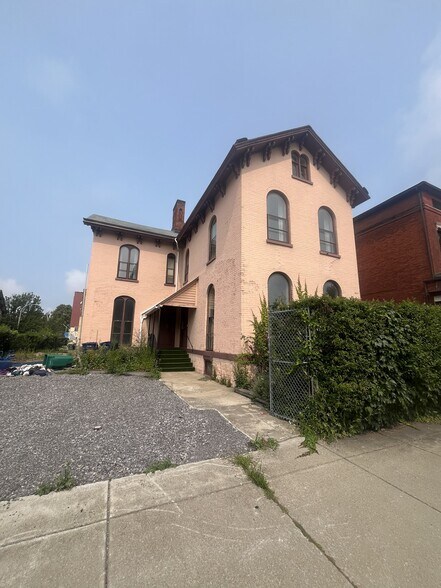 388 Franklin St, Buffalo, NY à vendre - Photo du bâtiment - Image 2 de 17
