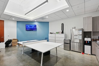 3773 Richmond Ave, Houston, TX for lease Interior Photo- Image 1 of 15