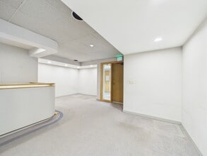 118 SW 330th St, Federal Way, WA for lease Interior Photo- Image 2 of 9