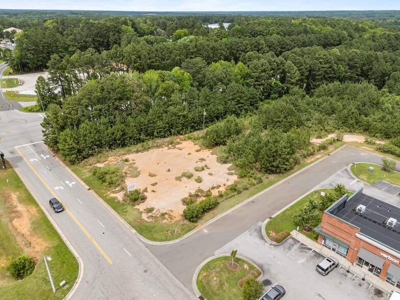 391 Prosperity Dr, Henderson, NC for sale - Building Photo - Image 3 of 14