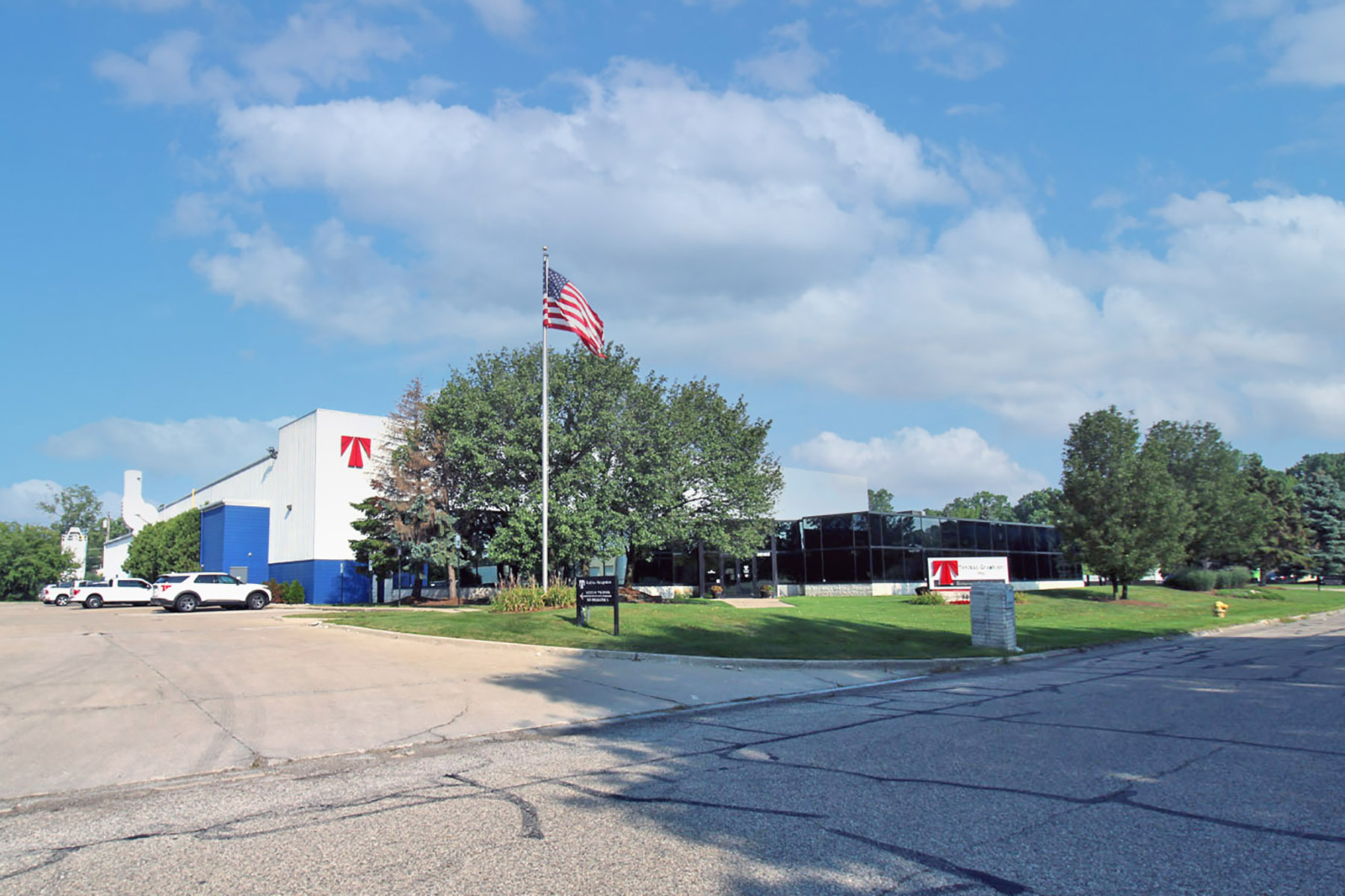 35155 Automation Dr, Clinton Township, MI for lease Building Photo- Image 1 of 2