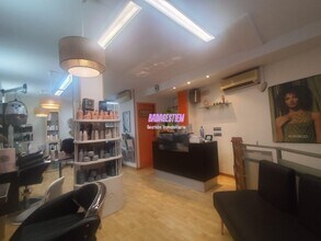 Commerce de détail dans Badalona, Barcelona à louer Photo intérieure- Image 2 de 9