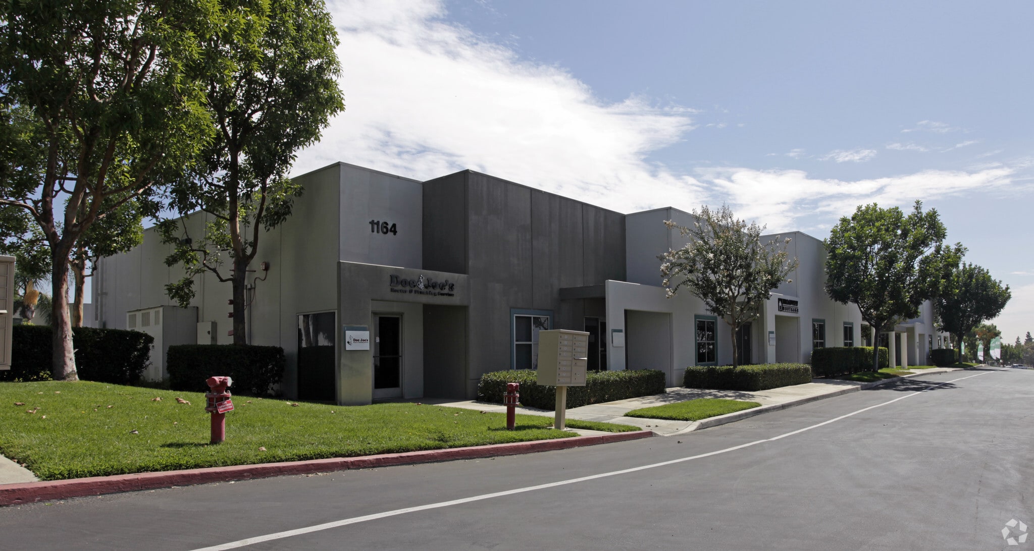 1164 N Monte Vista Ave, Upland, CA for lease Primary Photo- Image 1 of 5