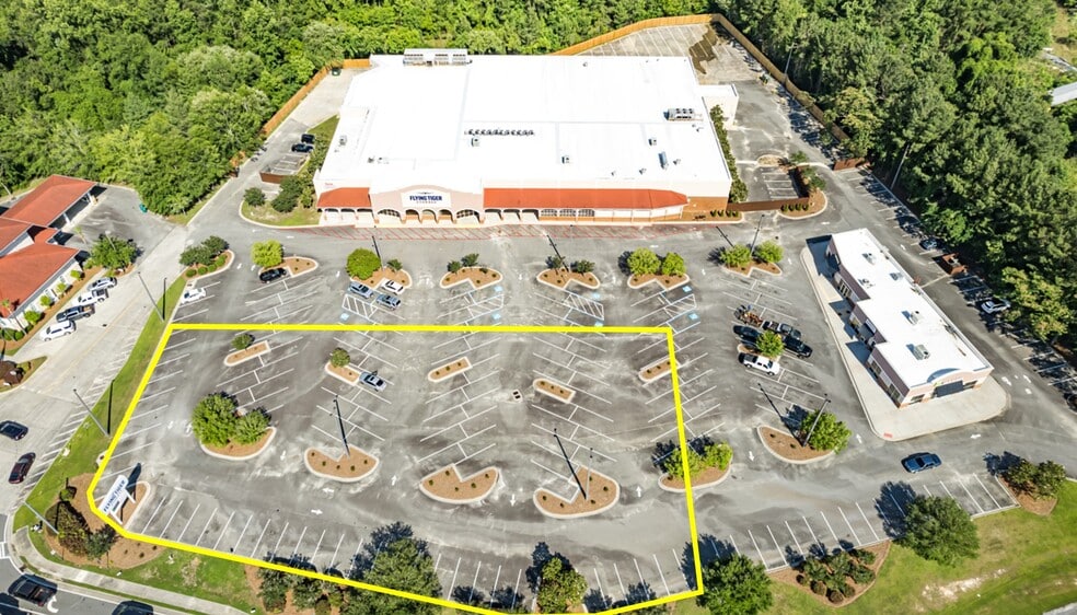 4036 Bemiss Rd, Valdosta, GA for lease - Building Photo - Image 1 of 9