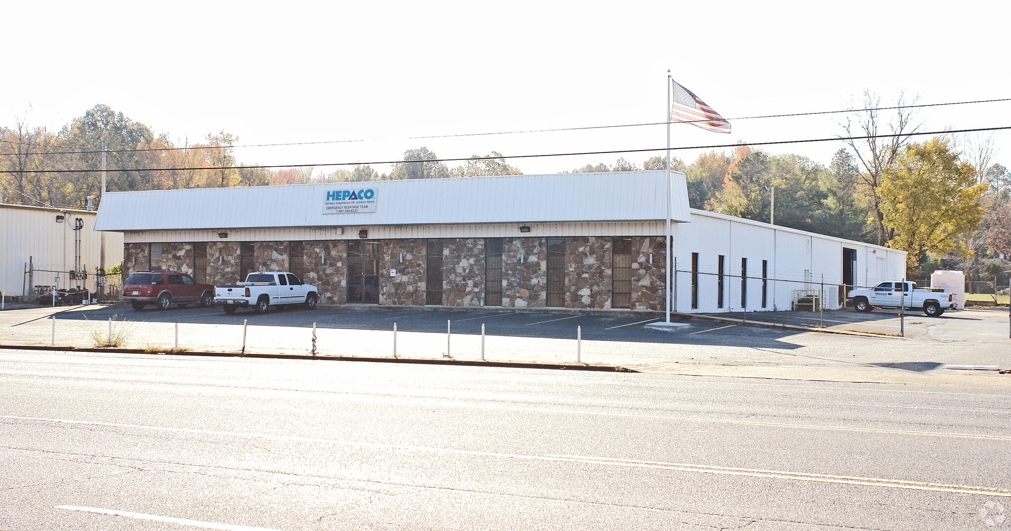 731 E Brooks Rd, Memphis, TN for sale Primary Photo- Image 1 of 17