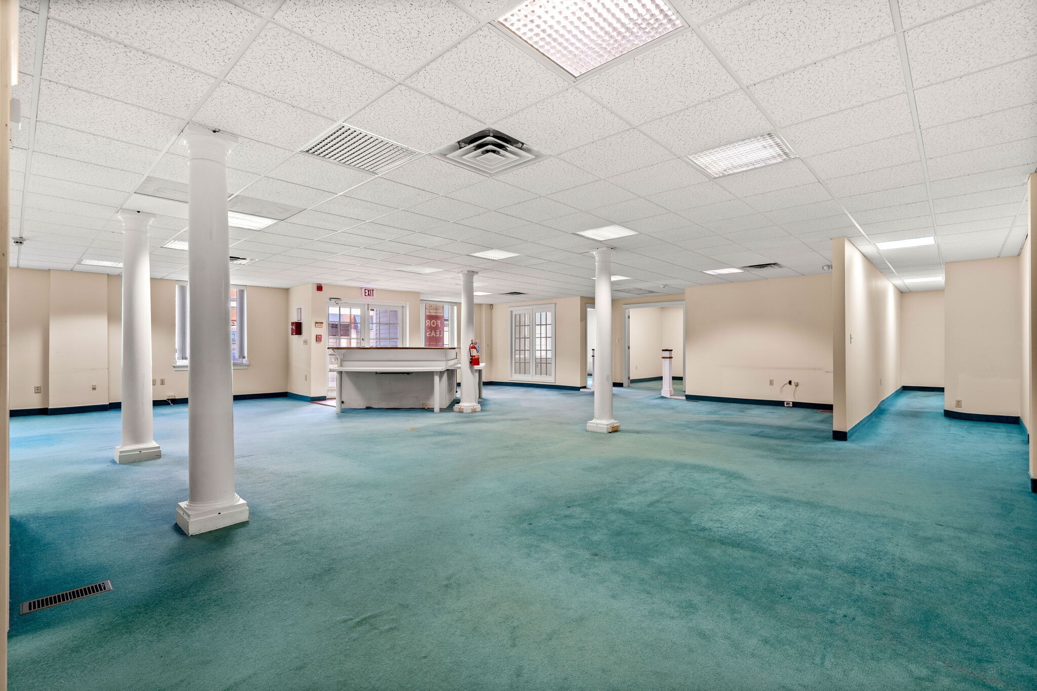 306 Cabot St, Beverly, MA for lease Interior Photo- Image 1 of 4