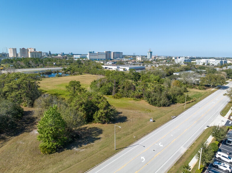 Greenbriar Pky, Orlando, FL for lease - Building Photo - Image 2 of 3