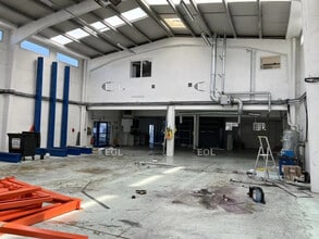 Flex in Argenteuil for lease Interior Photo- Image 2 of 8