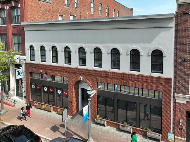 Plus de détails pour 135 E Main St, Rock Hill, SC - Commerce de détail à vendre