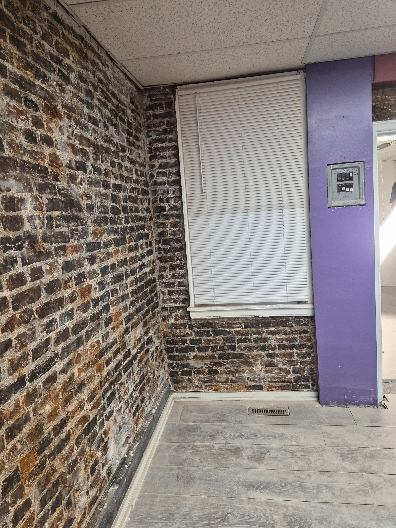 1339-1341 N 2nd St, Harrisburg, PA for lease Interior Photo- Image 1 of 7