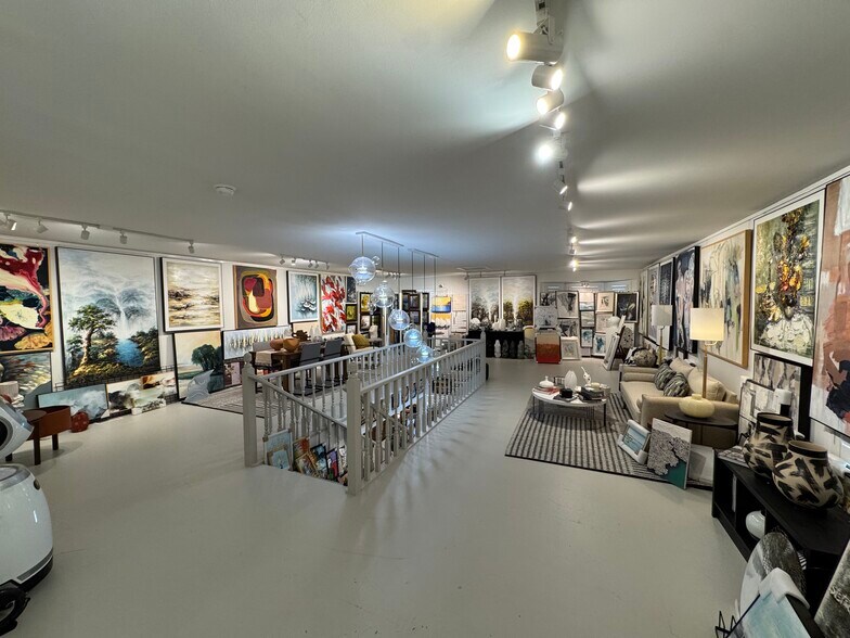 1113 N 9th Ave, Pensacola, FL à vendre - Photo du bâtiment - Image 2 de 34