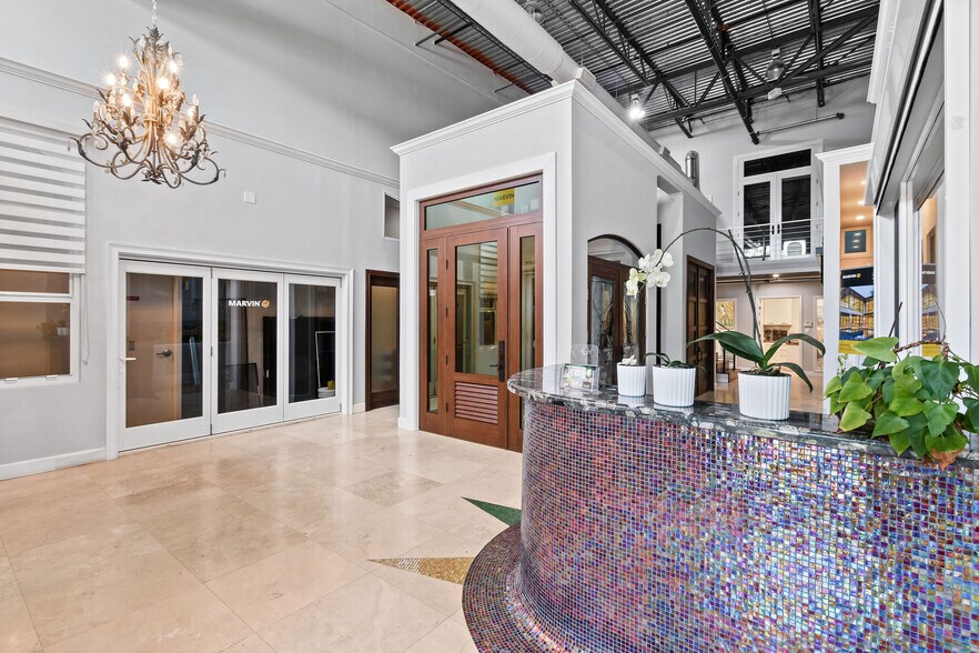 5401 N Haverhill Rd, West Palm Beach, FL à vendre - Photo du bâtiment - Image 3 de 17