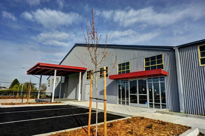 4522 Parker Ave, Mcclellan, CA à louer Photo principale- Image 1 de 9