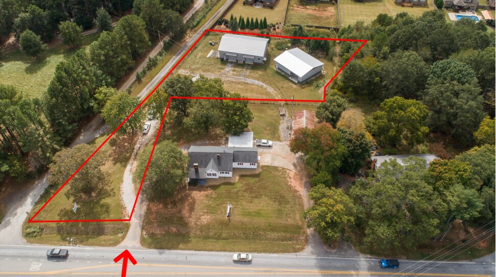 2083 Locust Hill Rd, Greer, SC à vendre - Photo du bâtiment - Image 2 de 10