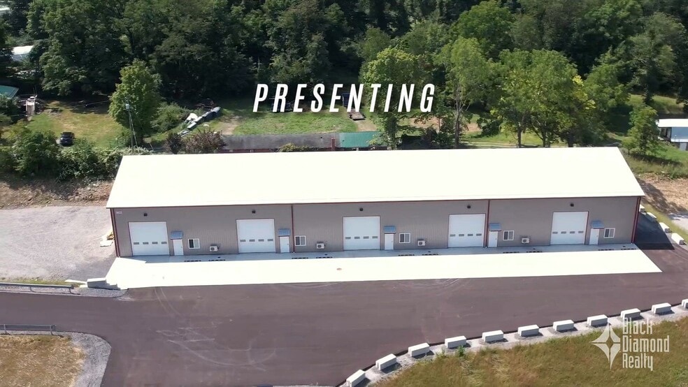 1700 Grafton Rd, Morgantown, WV à louer - Vidéo sur l’inscription commerciale - Image 2 de 13