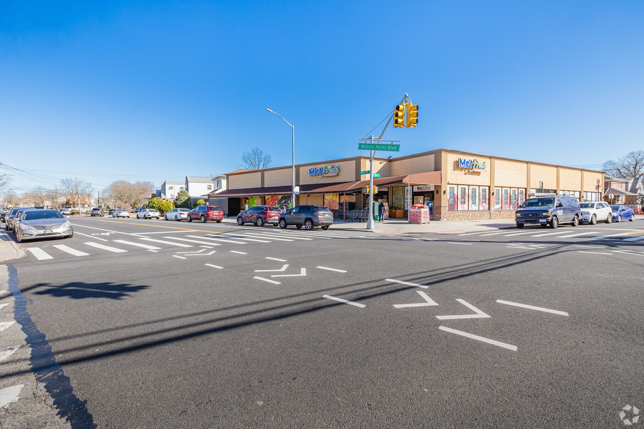 2407-2411 150th St, Whitestone, NY à vendre Photo du bâtiment- Image 1 de 8