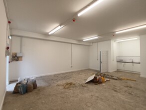 85 Bogmoor Rd, Glasgow for lease Interior Photo- Image 2 of 8