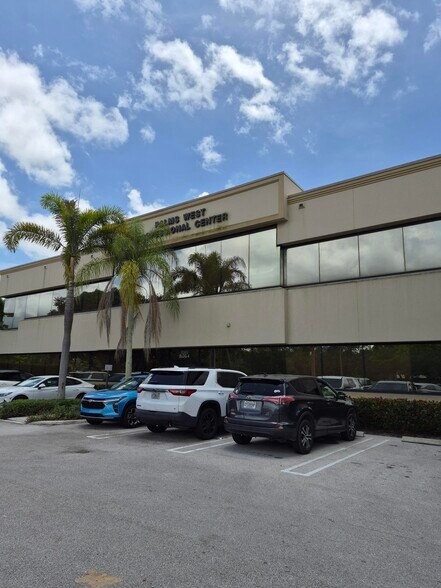 12983 Southern Blvd, Loxahatchee, FL à louer - Photo du bâtiment - Image 2 de 22