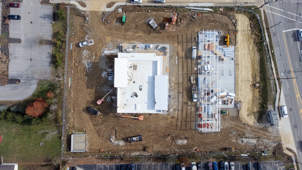 7481 Montgomery Rd, Cincinnati, OH for sale - Building Photo - Image 3 of 8