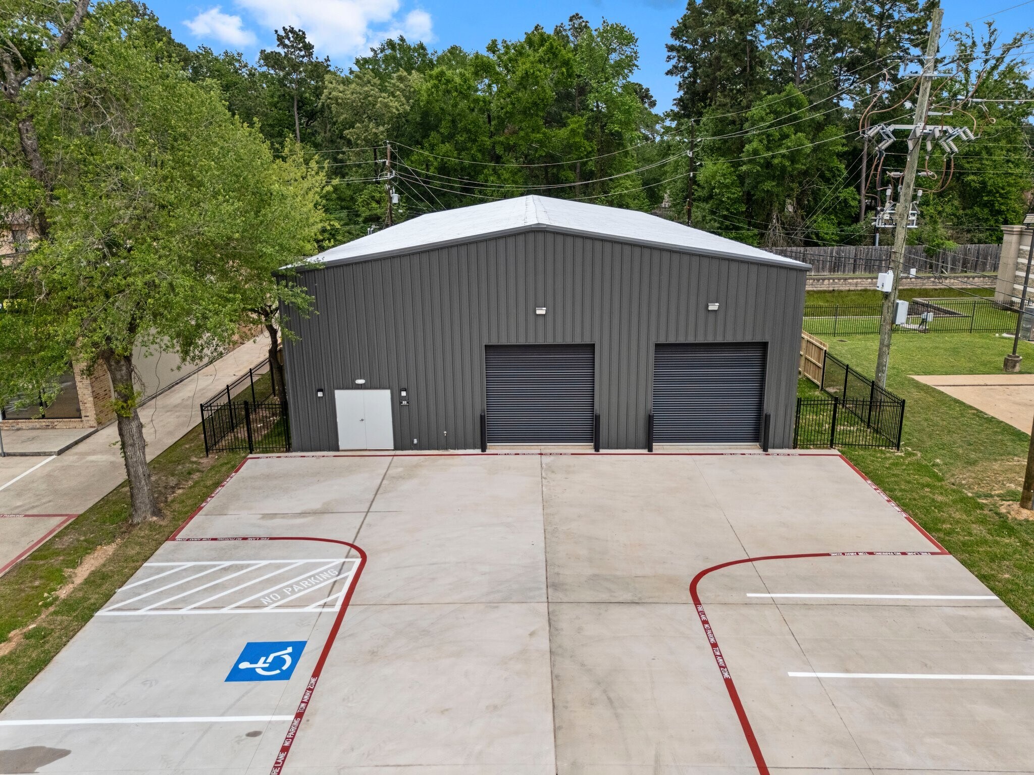 810 Honea Egypt Rd., Magnolia, TX à louer Photo du bâtiment- Image 1 de 4