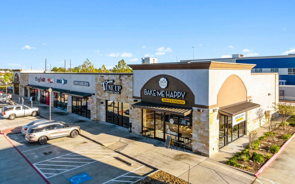 The Shoppes at Northpointe Crossing portfolio of 2 properties for sale on LoopNet.ca - Building Photo - Image 3 of 8