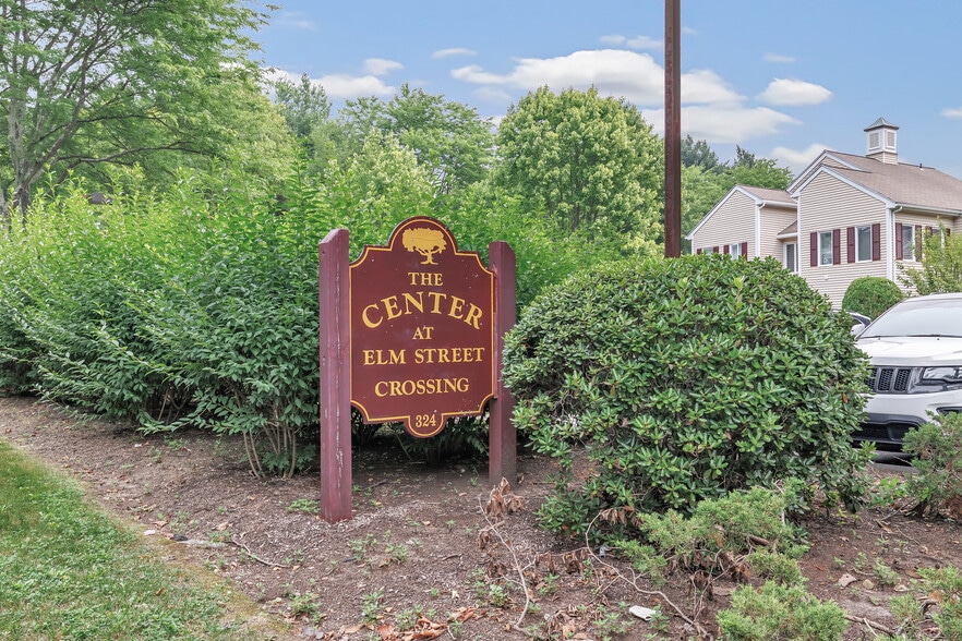 324 Elm St, Monroe, CT for sale - Building Photo - Image 2 of 17