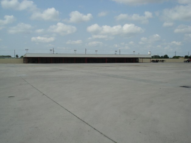 1039 NW 2nd St, Homestead, FL for lease Building Photo- Image 1 of 9