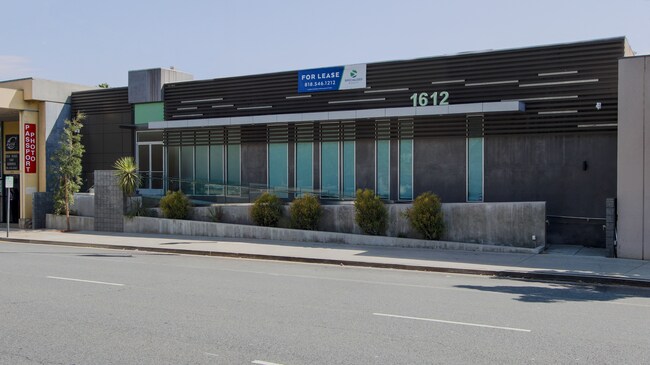 More details for 1612 W Glenoaks Blvd, Glendale, CA - Office for Sale