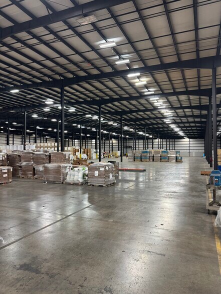 500 N 72nd Ave, Wausau, WI à louer - Photo intérieure - Image 2 de 6