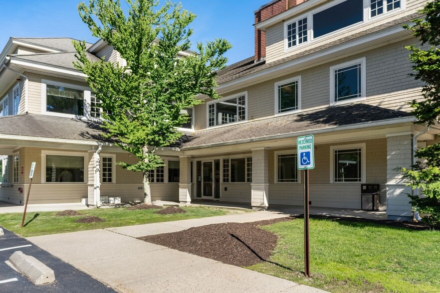 95 Tremont St, Duxbury, MA à vendre - Photo du bâtiment - Image 3 de 35