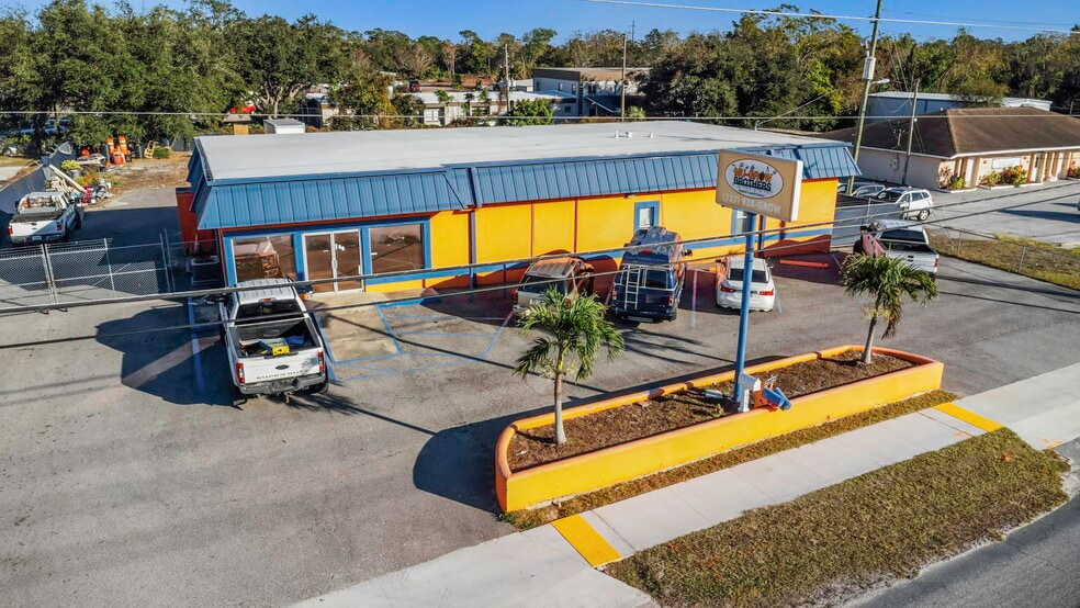 2922 Grand Blvd, Holiday, FL for lease - Building Photo - Image 2 of 13