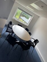 Manse Ln, Knaresborough for lease Interior Photo- Image 2 of 9