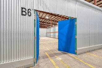 5806 N 53rd St, Tampa, FL for lease Interior Photo- Image 1 of 4