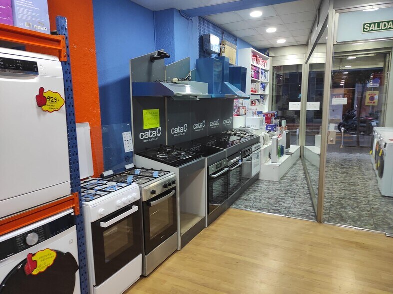 Immeuble residentiel dans Esplugues de Llobregat, Barcelona à vendre - Photo intérieure - Image 1 de 2