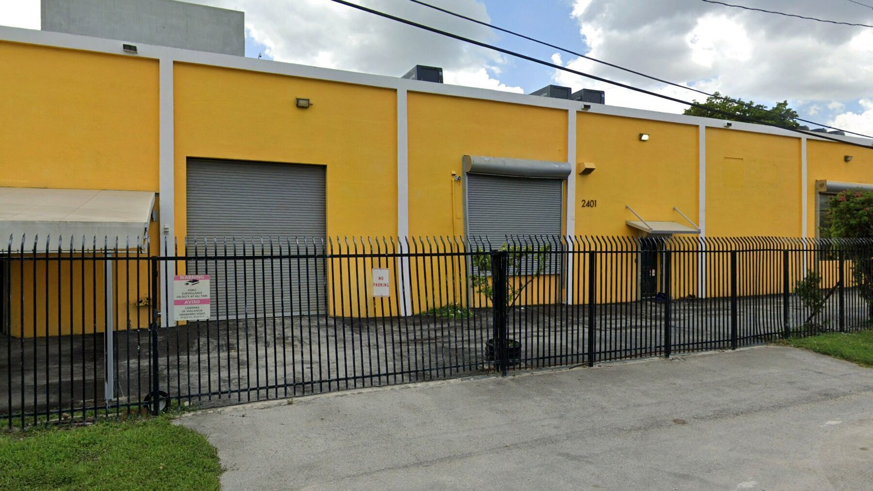 2401 NW 34th Ave, Miami, FL à louer Photo du bâtiment- Image 1 de 2