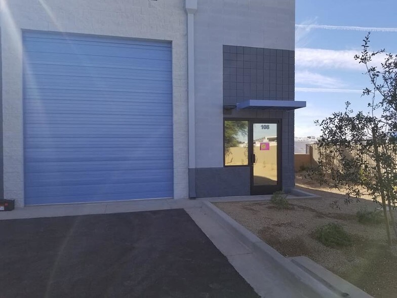 22180 S Scotland Ct, Queen Creek, AZ à louer - Photo du bâtiment - Image 2 de 4