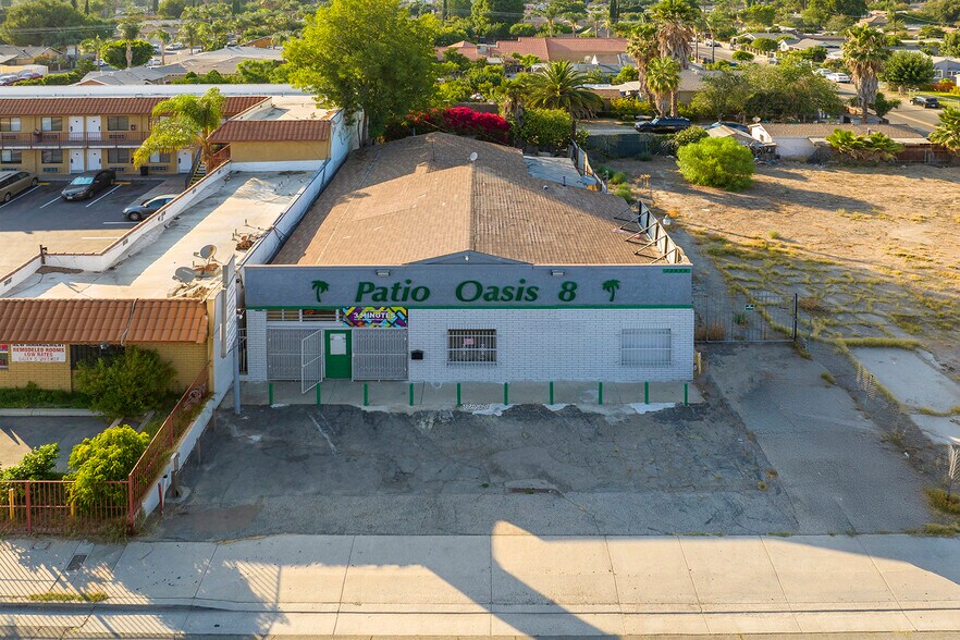 13659 Magnolia Ave, Corona, CA à vendre - Photo du bâtiment - Image 3 de 23