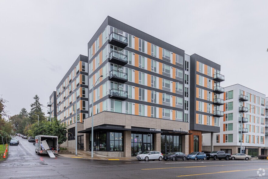 11974 SW 72nd Ave, Tigard, OR à louer - Photo du bâtiment - Image 3 de 4