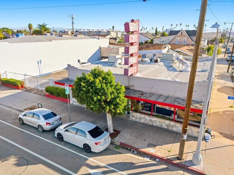 486 W 20th St, San Pedro, CA à vendre - Photo du bâtiment - Image 3 de 39