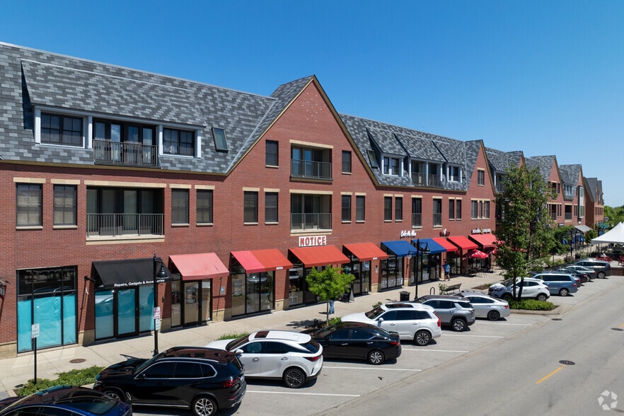 1991 Tower Dr, Glenview, IL for sale - Building Photo - Image 3 of 33