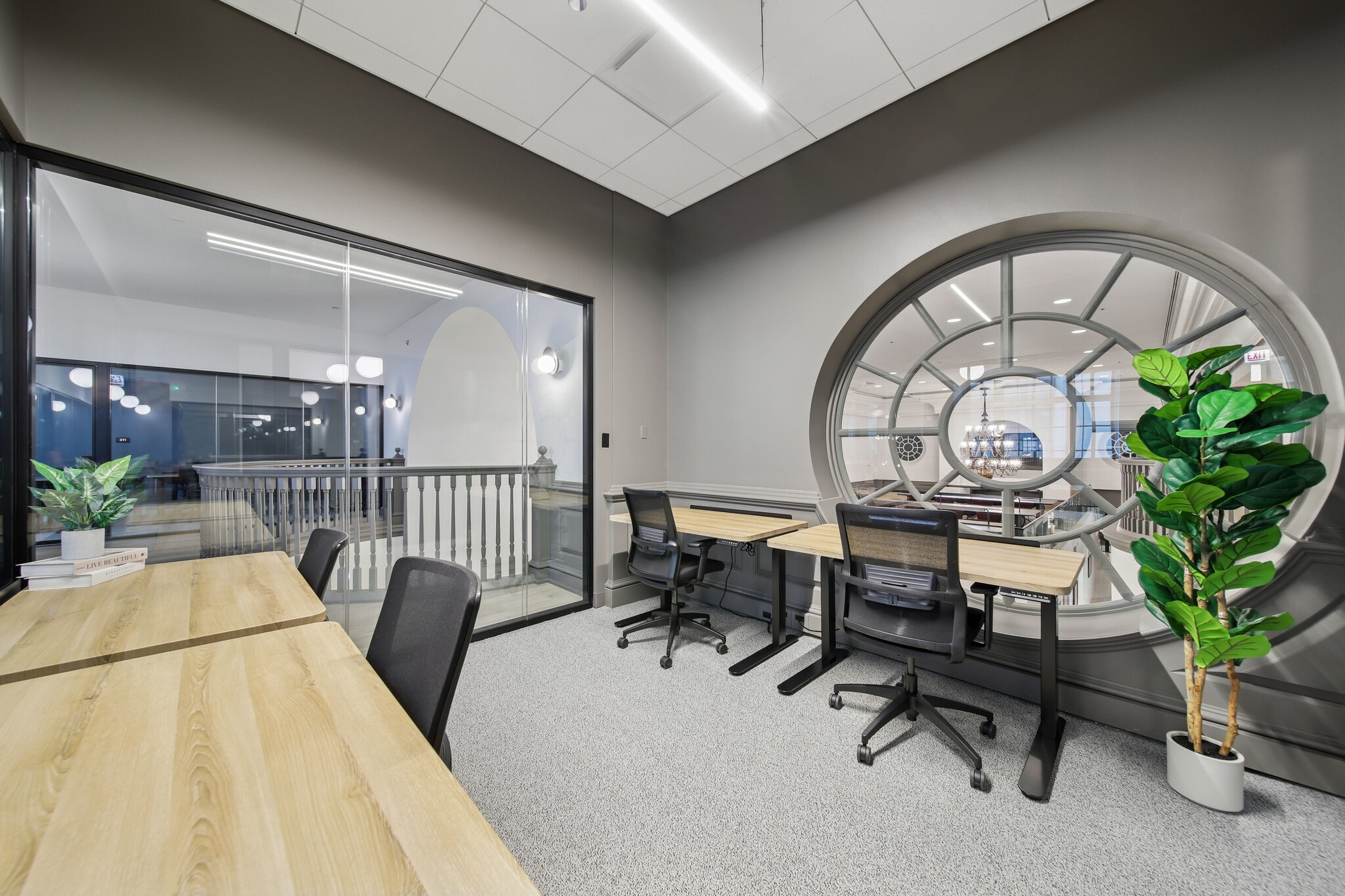 33 N LaSalle St, Chicago, IL for lease Primary Photo- Image 1 of 24