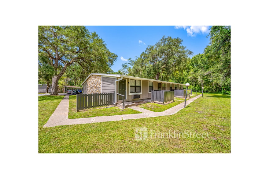 965 Candlelight Blvd, Brooksville, FL à vendre - Photo du bâtiment - Image 3 de 29