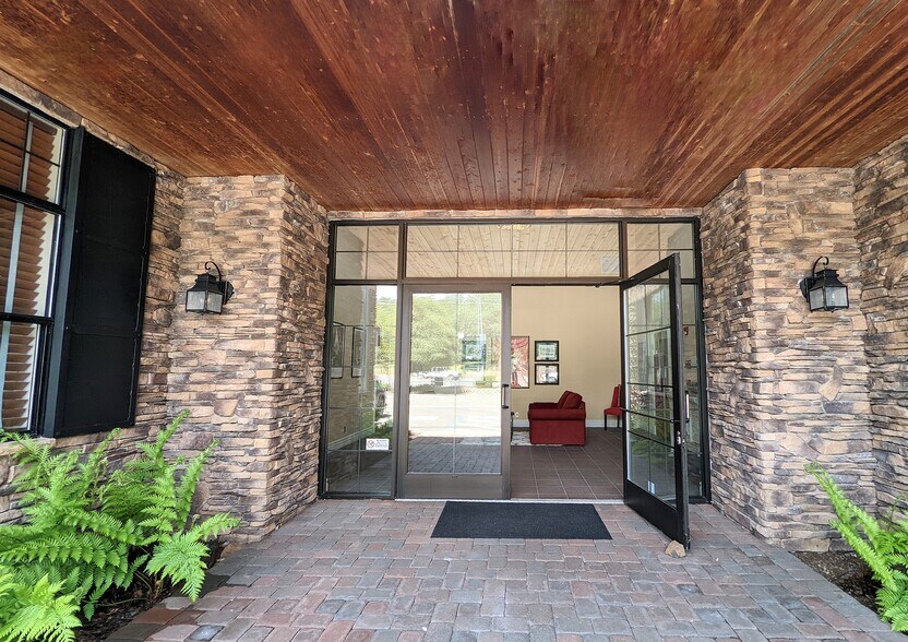 4110 Business Dr, Shingle Springs, CA à louer - Photo du bâtiment - Image 3 de 11