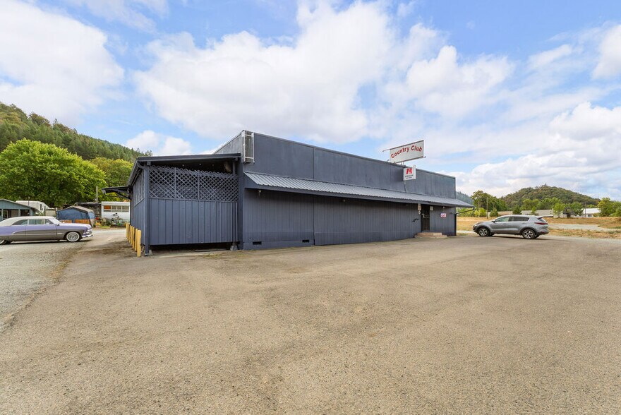 125 Opresik Ln, Myrtle Creek, OR à vendre - Photo du bâtiment - Image 3 de 33