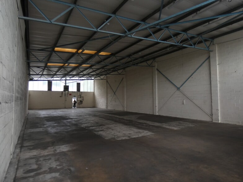 Stafford Park 15, Telford for lease - Interior Photo - Image 3 of 3