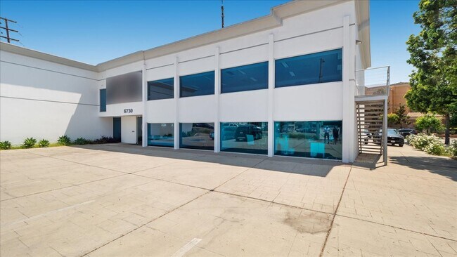 Plus de détails pour 6730 E Florence Ave, Bell Gardens, CA - Industriel à vendre