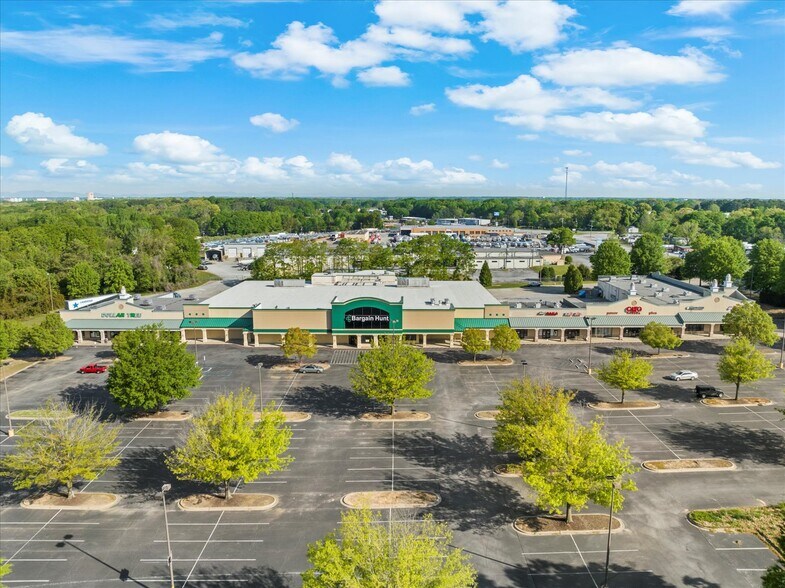 2199 Southport Rd, Spartanburg, SC à louer - Photo du bâtiment - Image 2 de 15