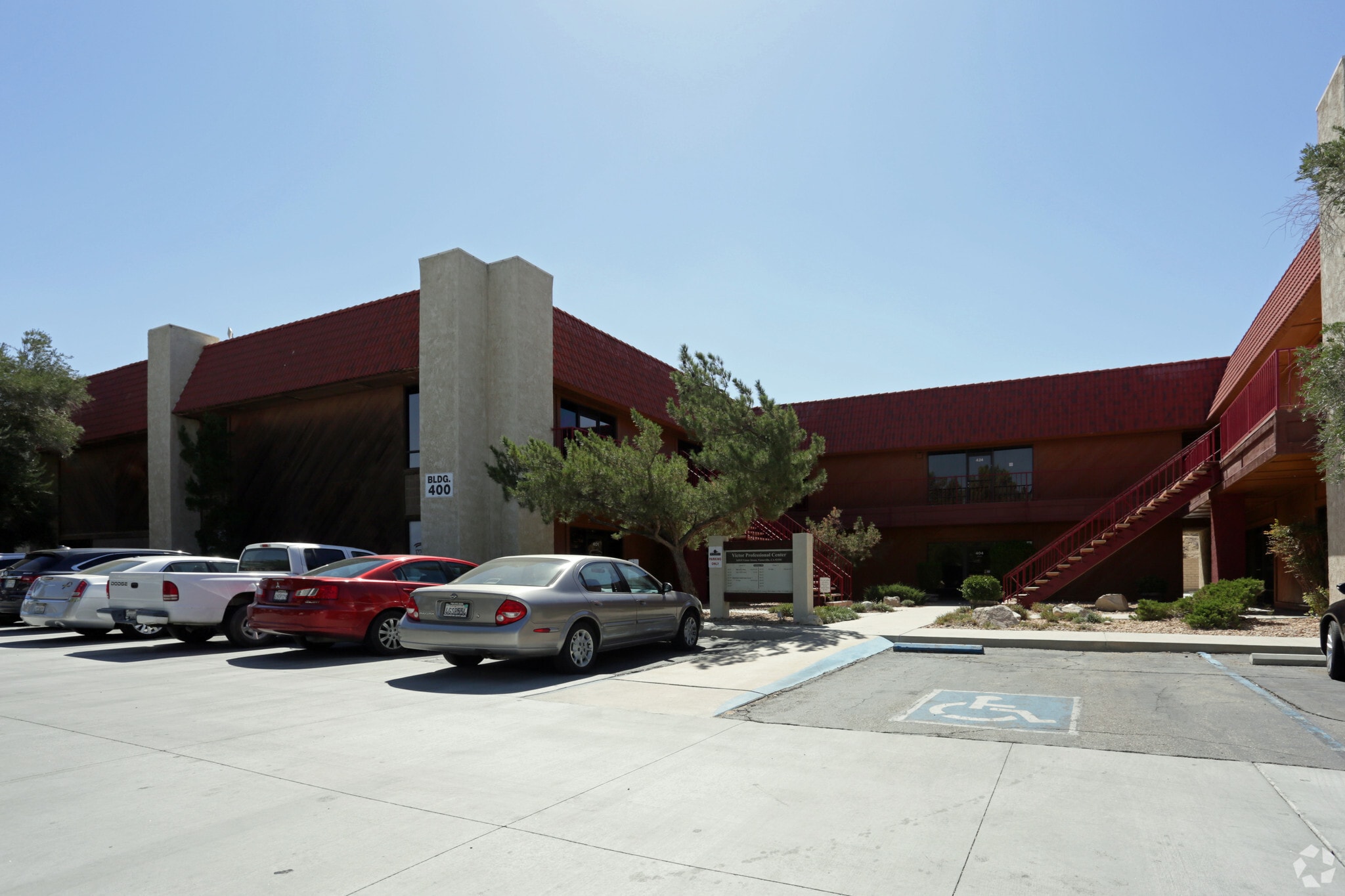 16519 Victor St, Victorville, CA for lease Primary Photo- Image 1 of 7