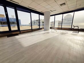 Bureau dans Madrid, Madrid à louer Photo intérieure- Image 1 de 11